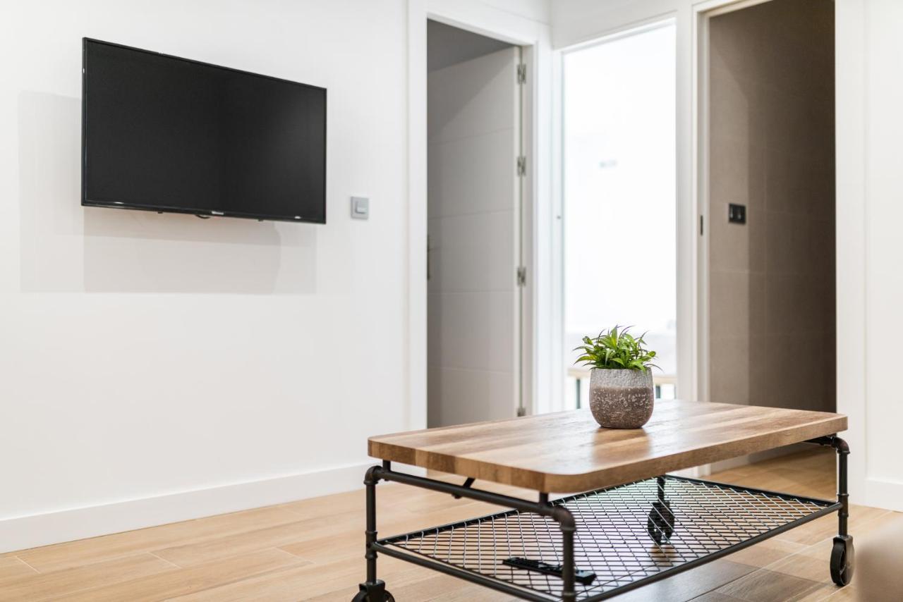 Trendy And Bright Apartment グラナダ エクステリア 写真