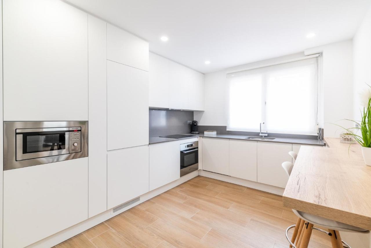 Trendy And Bright Apartment グラナダ エクステリア 写真