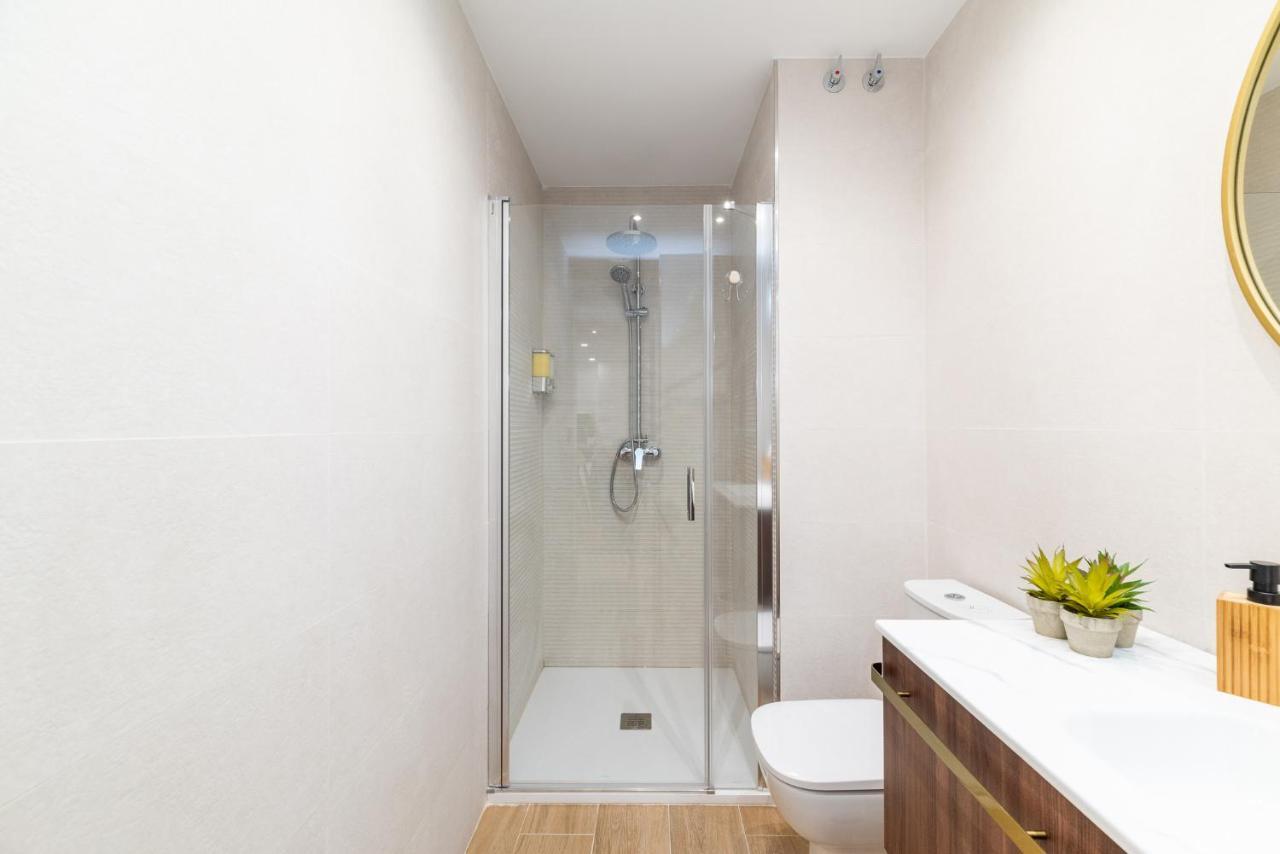 Trendy And Bright Apartment グラナダ エクステリア 写真